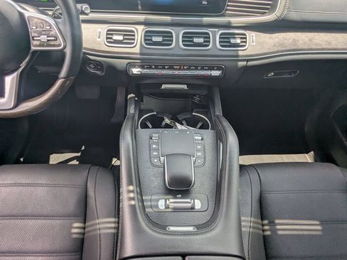 Certified 2022 Mercedes-Benz GLS 450 4MATIC image 6