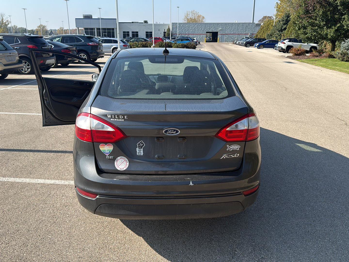 Used 2017 Ford Fiesta SE FWD image 12