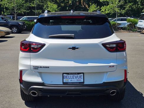 New 2026 Chevrolet TrailBlazer RS w/ Convenience Package AWD/4WD image 4