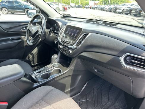 Used 2019 Chevrolet Equinox LT AWD/4WD image 16
