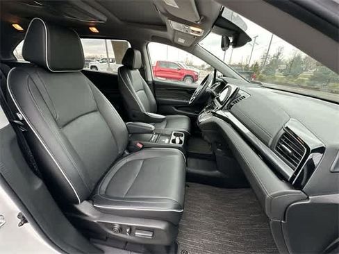 Used 2023 Honda Odyssey Elite image 25
