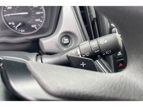 Used 2026 Subaru Crosstrek 2.0i Premium AWD/4WD image 39