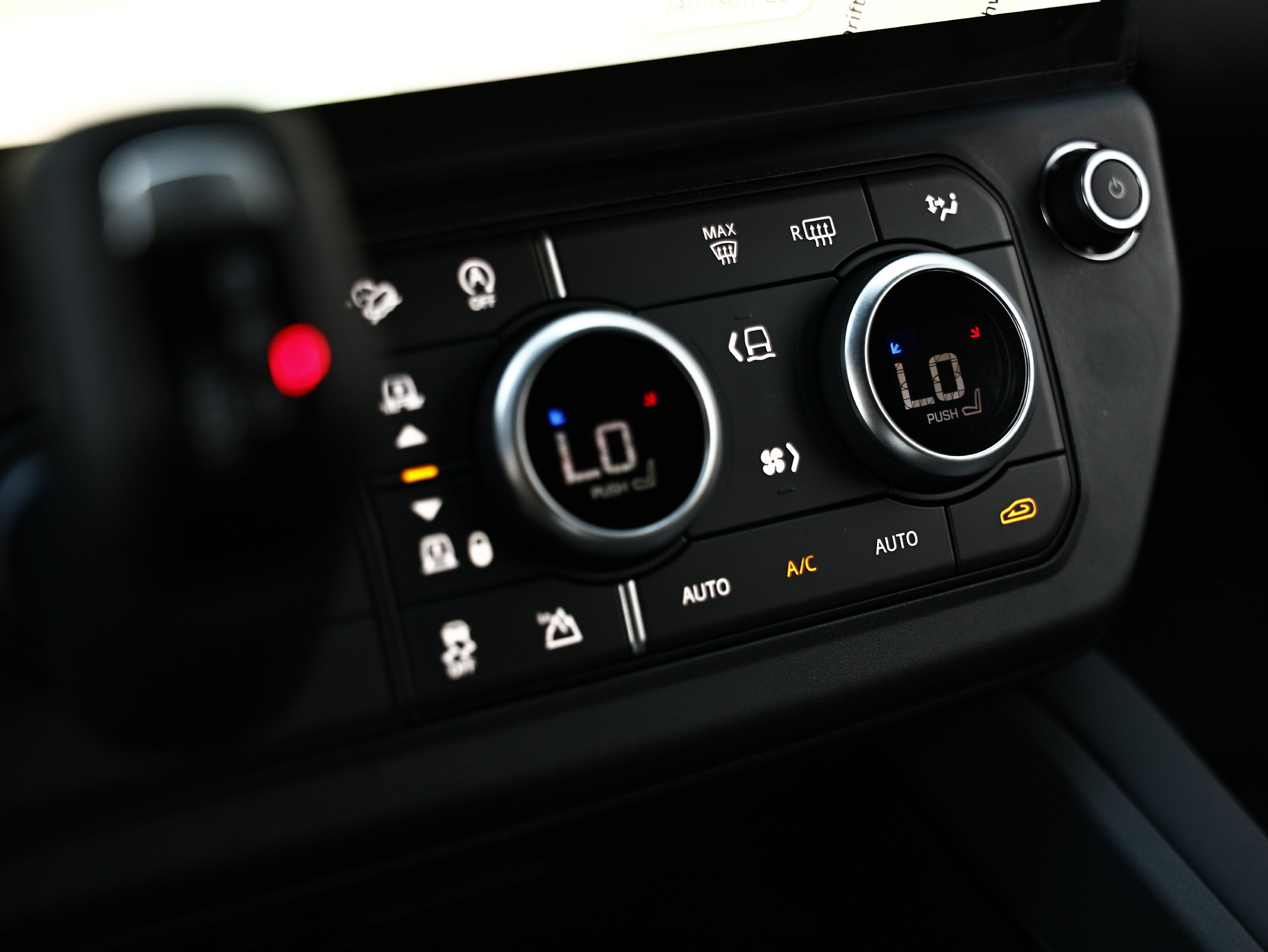 New 2026 Land Rover Defender 110 AWD/4WD image 48