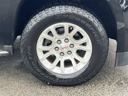 Used 2016 GMC Yukon SLE w/ Convenience Package image 9