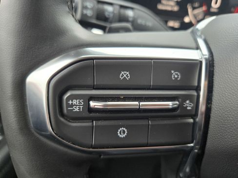 Used 2025 GMC Yukon Denali AWD/4WD image 20