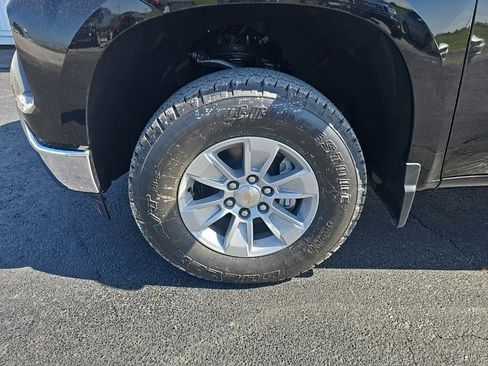 New 2025 Chevrolet Silverado 1500 W/T w/ WT Safety Package image 4