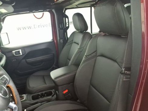 Used 2021 Jeep Gladiator Mojave w/ LED Lighting Group AWD/4WD image 14