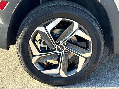 Used 2024 Hyundai Tucson Limited image 11