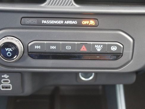 New 2026 Ford Maverick XL AWD/4WD image 37