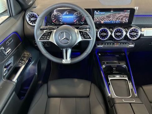 New 2026 Mercedes-Benz GLB 250 4MATIC image 26