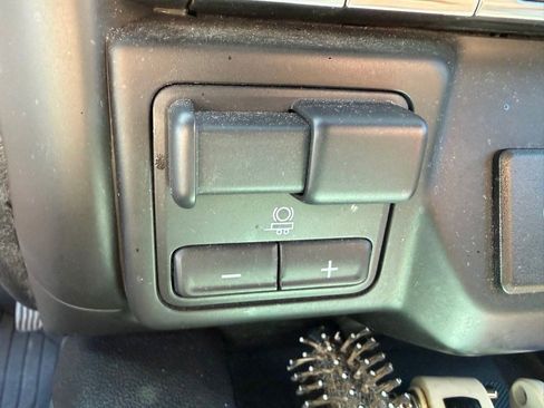 Used 2020 GMC Sierra 2500 AT4 w/ AT4 Premium Package image 18