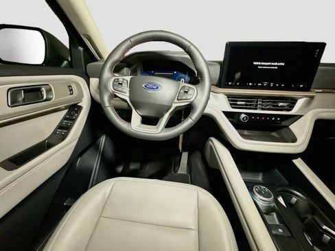 New 2026 Ford Explorer Active w/ Active Comfort Package AWD/4WD image 28
