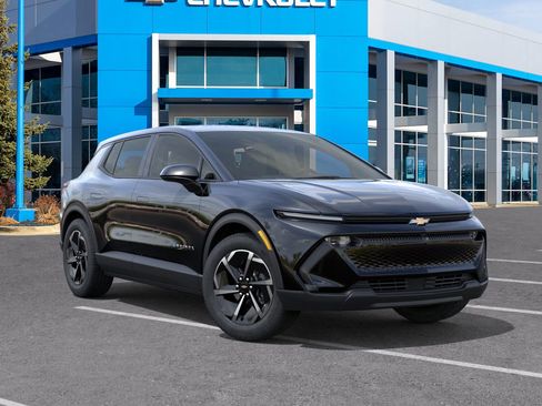 New 2026 Chevrolet Equinox EV LT image 31