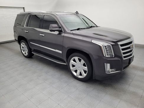Used 2015 Cadillac Escalade Luxury AWD/4WD image 11