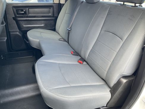 Used 2013 RAM 2500 Tradesman w/ Chrome Appearance Group AWD/4WD image 32
