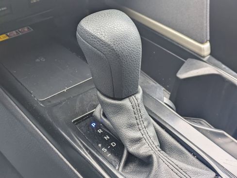 Used 2025 Toyota Camry LE FWD image 17