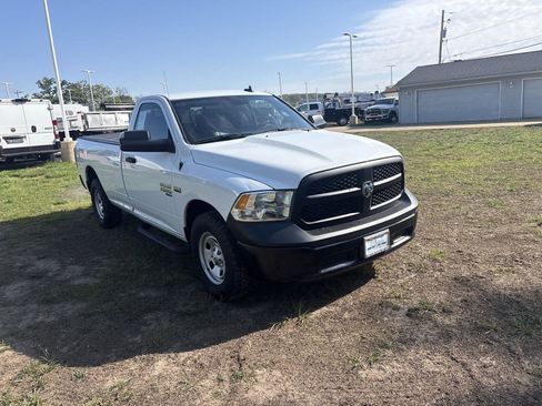 Used 2023 RAM 1500 Tradesman w/ Electronics Group AWD/4WD image 4