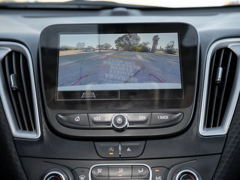 Used 2024 Chevrolet Malibu LT image 32