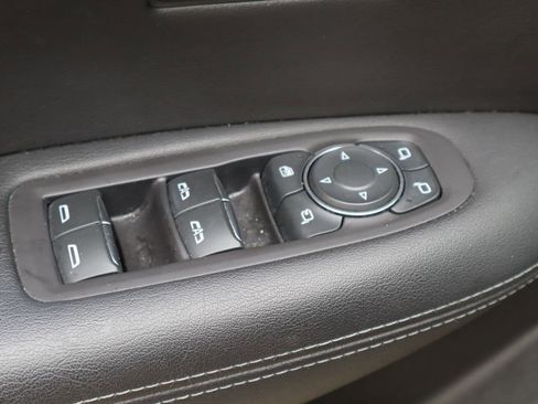 Used 2020 Cadillac XT5 Premium Luxury FWD image 23
