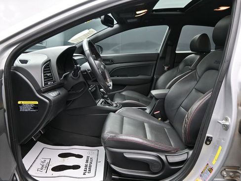 Used 2018 Hyundai Elantra Sport FWD image 9