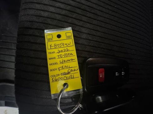 Used 2022 Toyota 4Runner Trail Special Edition AWD/4WD image 29