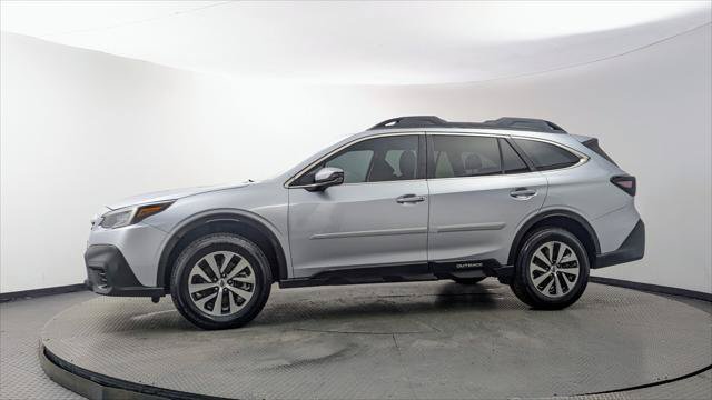 Used 2021 Subaru Outback Premium AWD/4WD image 3
