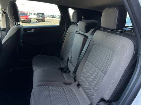 Used 2020 Ford Escape SE image 21