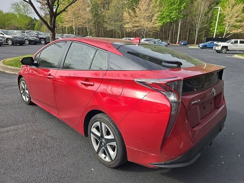 Used 2016 Toyota Prius Three Touring image 9
