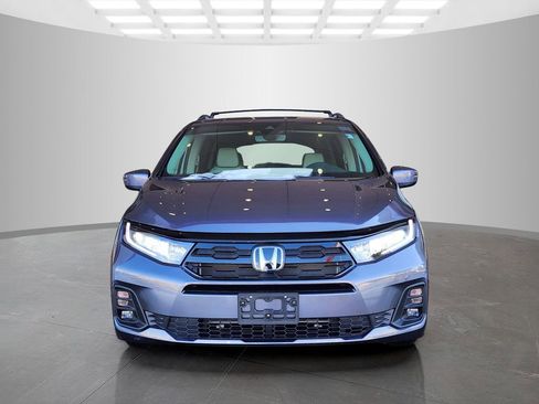 Used 2026 Honda Odyssey Touring image 2