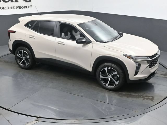 New 2026 Chevrolet Trax RS FWD image 16