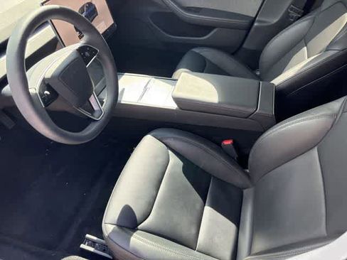 Used 2024 Tesla Model 3 Standard Range RWD image 9