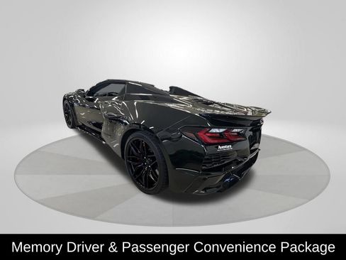 Used 2023 Chevrolet Corvette Z06 RWD image 5