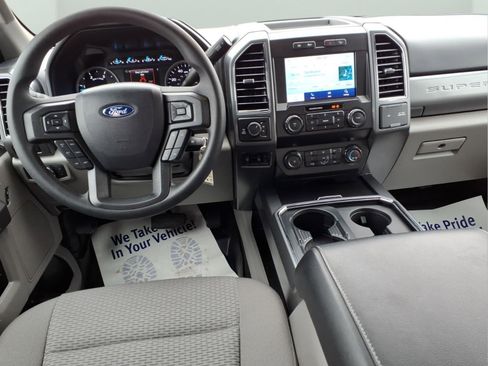 Used 2021 Ford F250 XLT w/ XLT Premium Package image 10