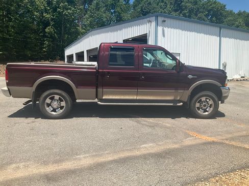 Used 2004 Ford F250 King Ranch AWD/4WD image 4