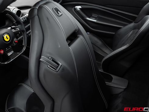 Used 2022 Ferrari F8 Tributo RWD image 42