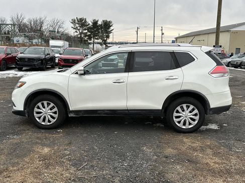Used 2016 Nissan Rogue S w/ Appearance Package image 5