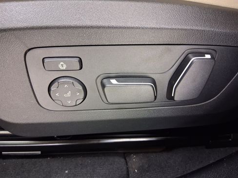 New 2026 BMW X3 xDrive30 w/ Convenience Package image 13