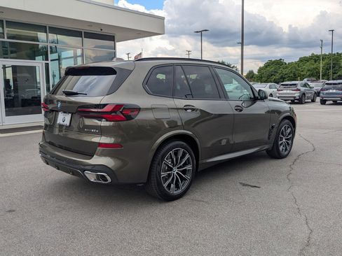 New 2026 BMW X5 xDrive50e w/ M Sport Package image 3