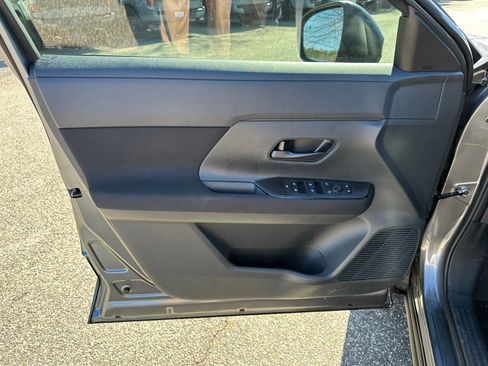 New 2026 Nissan Kicks S w/ Charging Package image 10