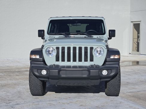 Used 2023 Jeep Wrangler Sport image 3