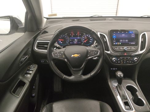 Used 2021 Chevrolet Equinox Premier FWD image 22