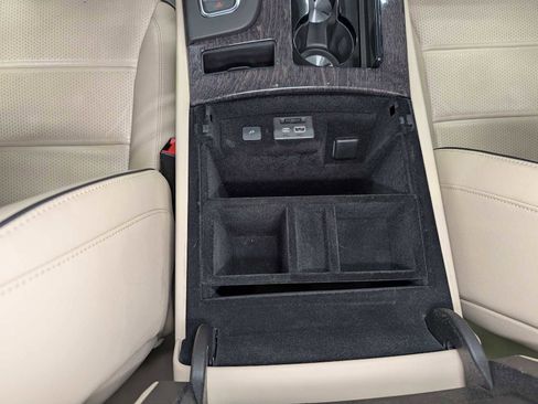 Certified 2021 Cadillac Escalade Premium Luxury image 23