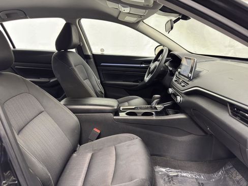 Used 2021 Nissan Altima 2.5 SV image 39