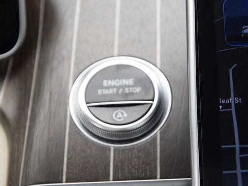 Certified 2022 Mercedes-Benz S 580 4MATIC Sedan image 31