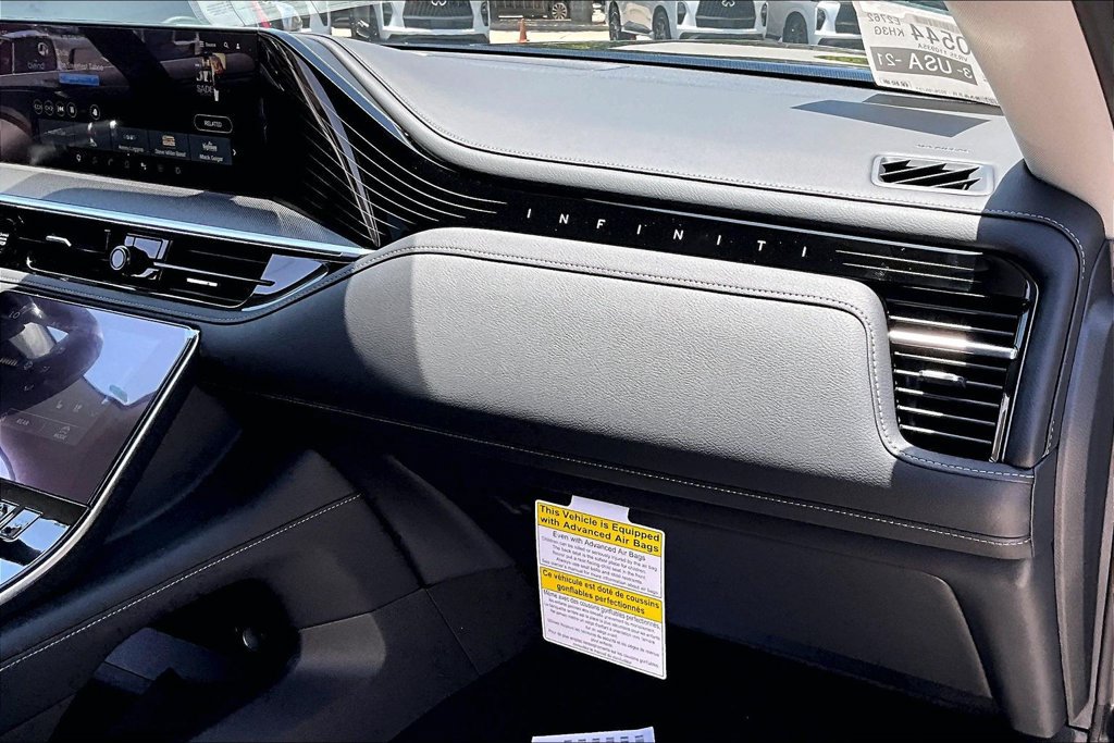 New 2027 INFINITI QX80 Luxe RWD image 18