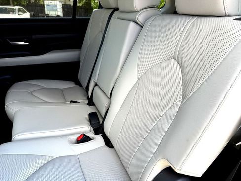Used 2024 Toyota Grand Highlander FWD image 27