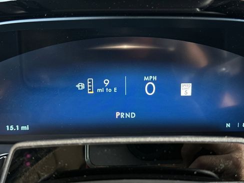 New 2025 Lincoln Corsair Reserve w/ Equipment Group 202A image 24