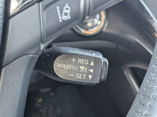 Used 2016 Toyota Avalon Limited w/ Toyota Safety Sense Package FWD image 26