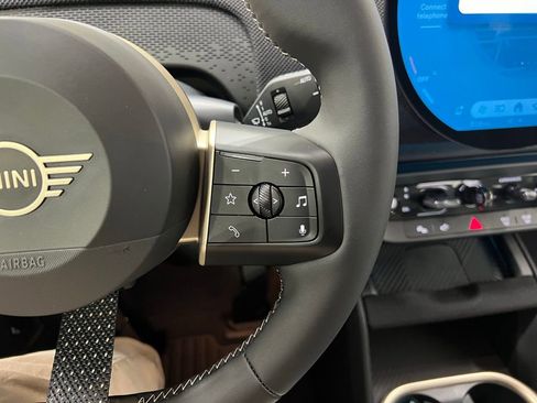 Certified 2025 MINI Cooper Countryman S image 14