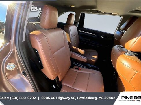 Used 2019 Toyota Highlander Limited image 19